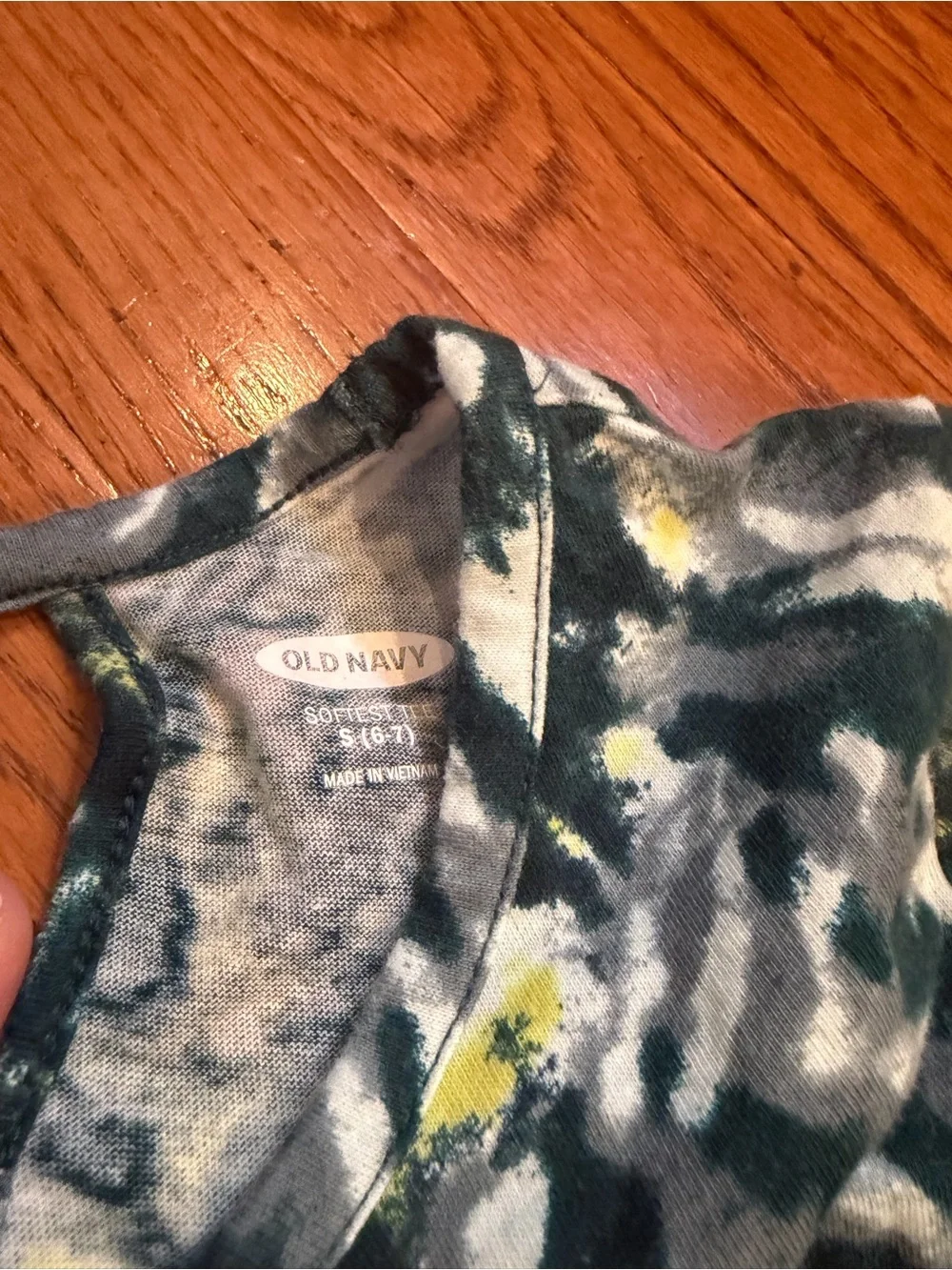 Old Navy Green Tie-Dye Short Sleeve Top with Crisscross Back